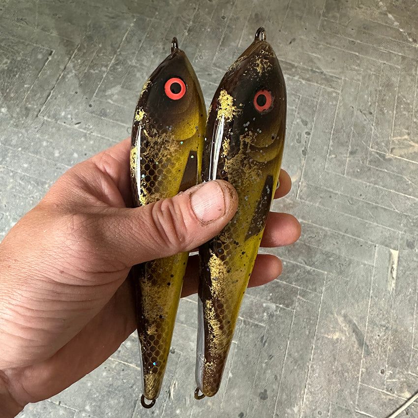 J. Walker yellow, slow sinking, 17cm, about 88 grams